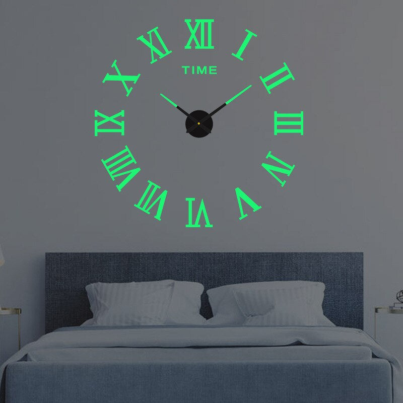 Oversized wandklok metaal zwart zilver goud modern design stil uurwerk woonkamer kantoor decoratie interieur | Sulvida