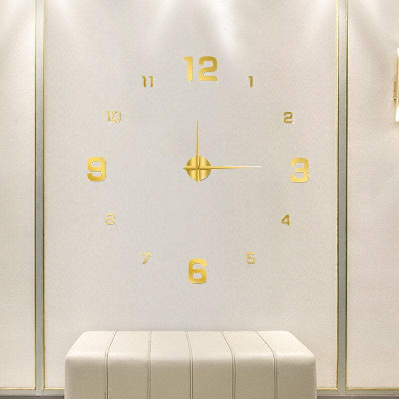 Oversized wandklok metaal zwart zilver goud modern design stil uurwerk woonkamer kantoor decoratie interieur | Sulvida