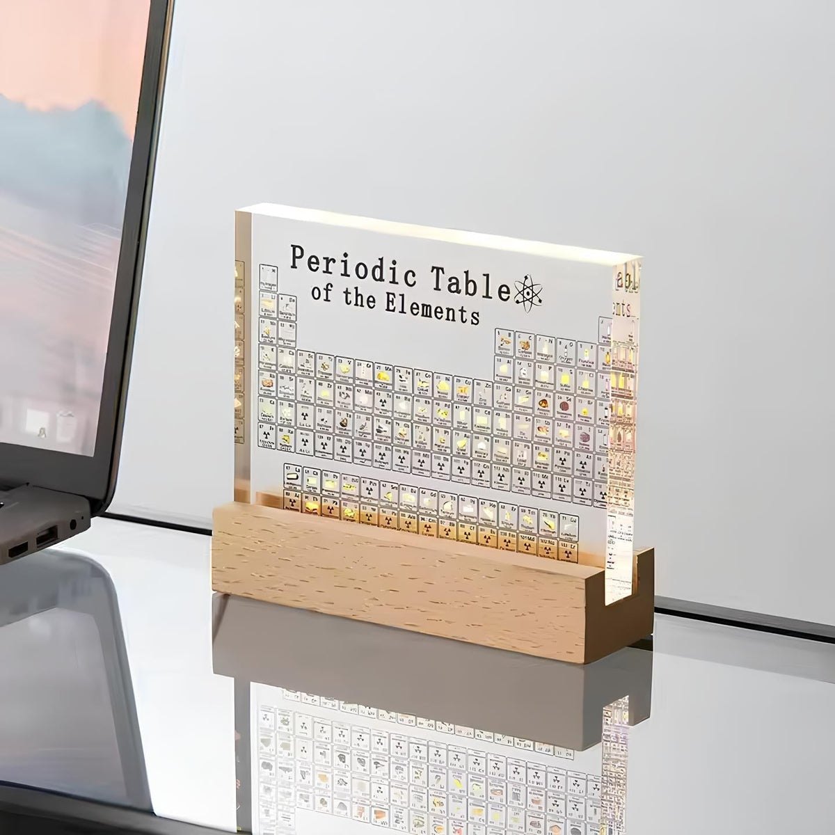 Verlicht Periodiek Systeem met 83 Echte Elementen Acryl Display Houten Voet LED Educatief Decoratief | Sulvida