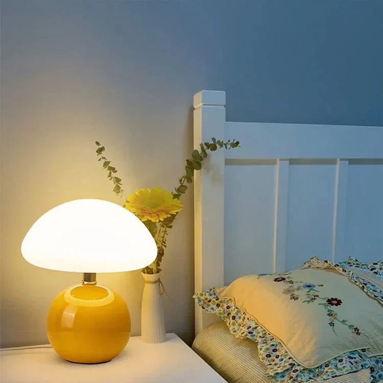 Paddenstoellamp crème met LED-verlichting 3-kleuren instelbaar keramiek en PVC 20 × 22 cm retro Bauhaus | Sulvida
