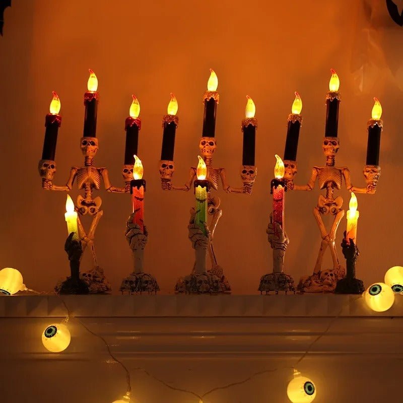 Gotische Schedel Kandelaar met LED-Verlichting Driekops Hars Decoratie Griezelig Sfeerlicht Halloween Tafel | Sulvida