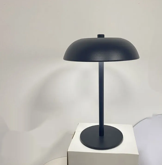 Dimbare oplaadbare tafellamp met touch-bediening, draadloos verstelbaar in hoogte voor sfeervolle verlichting | Sulvida