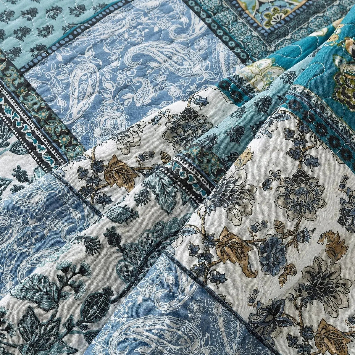 Patchwork Quilt Set Blauw Wit Bloemmotief Dubbelzijdig Bedsprei met Kussenslopen Lichtgewicht Slaapkamer | Sulvida