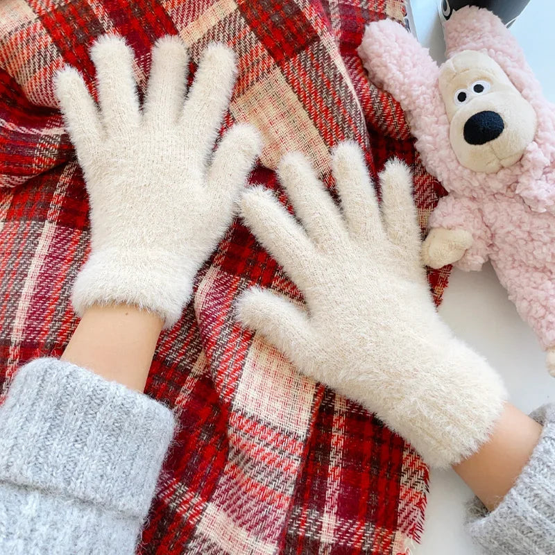 Zachte Pluche Winterhandschoenen voor Dames – Warm & Comfortabel met Elastische Pasvorm voor Koude Dagen | Sulvida