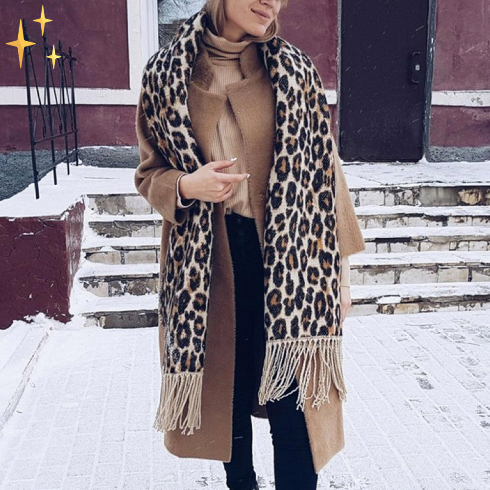 Gebreide Sjaal met Leopardprint – Warme Wintersjaal met Kwasten – Stijlvolle Luxe Damessjaal Accessoire | Sulvida