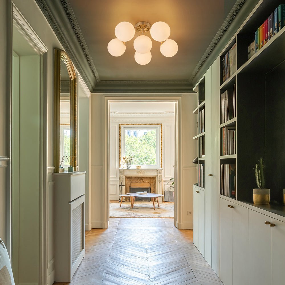 Plafondlamp Geborsteld Messing met Melkglazen Bollen Modern Design 6/11/16 Lichtpunten Dimbaar Sputnik Stijl | Sulvida