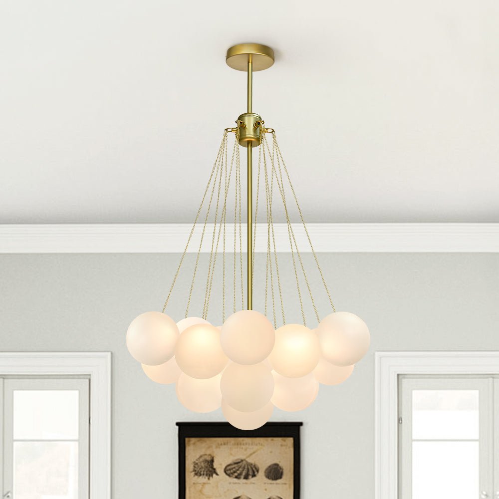 Glazen Bellenhanglamp Mat Opaal Cluster 19 of 37 Bollen Goud Zwart Modern Design Eetkamer Woonkamer E26 | Sulvida