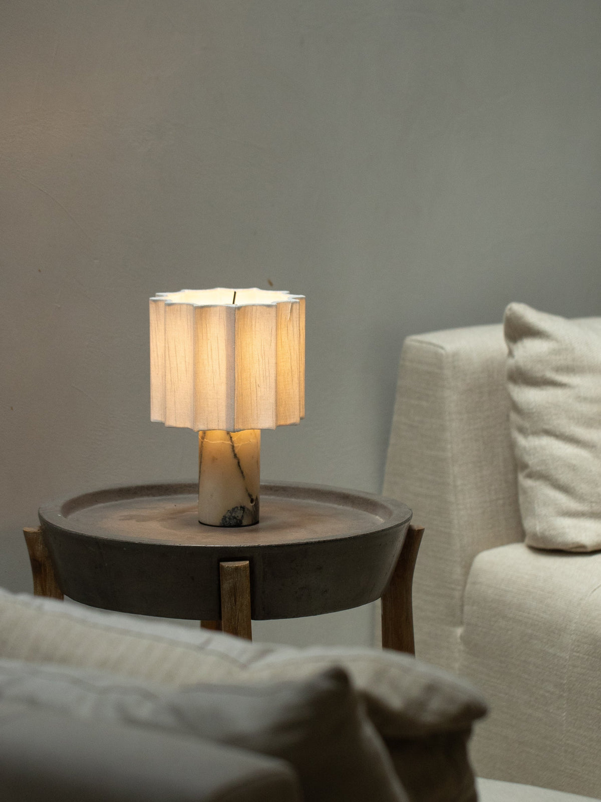 Draadloze Tafellamp Natuursteen met Linnen Kap 27.5cm Dimbaar LED Oplaadbaar Sfeervol Woonkamer Slaapkamer | Sulvida