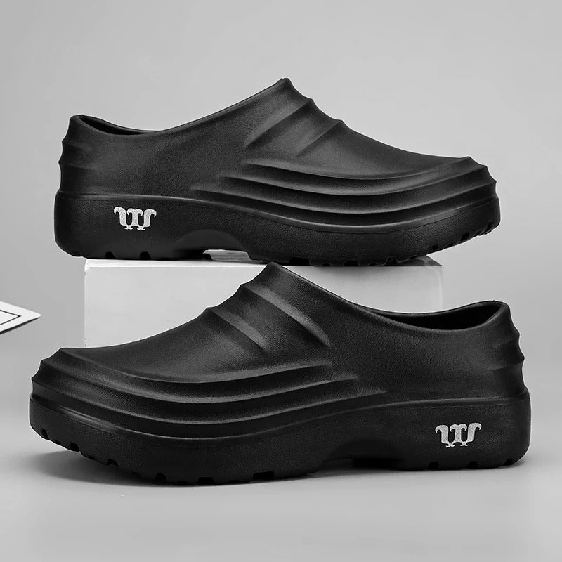 Professionele Werkschoenen Zwart Antislip Keuken Horeca Slip-On Instappers Oliebestendig Comfortabel Veilig | Sulvida