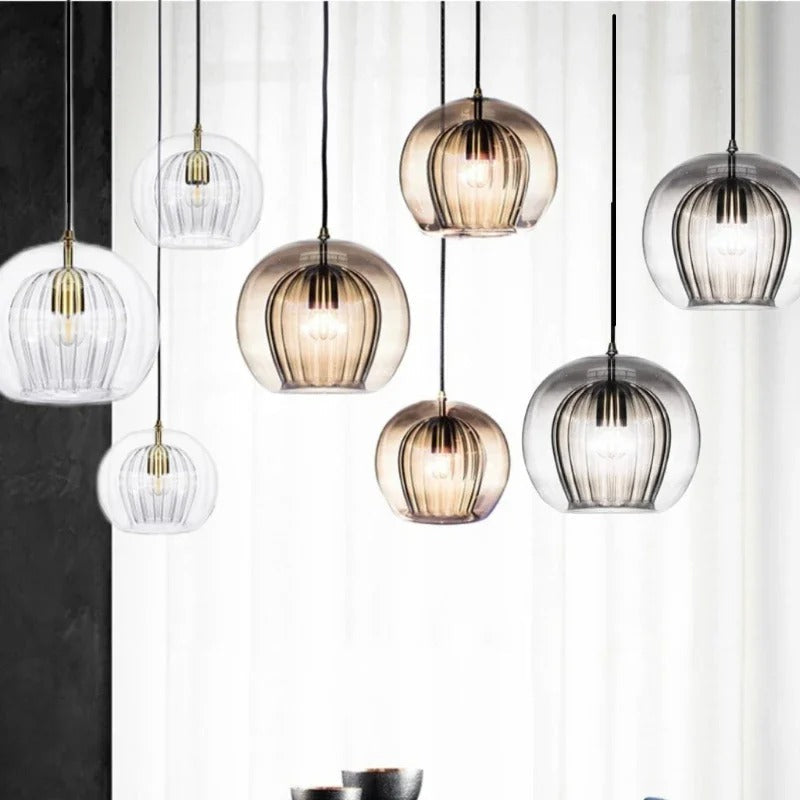 Glazen Hanglamp Bol Modern Metaal Kap Transparant Amber Grijs Woonkamer Eetkamer Slaapkamer LED Verlichting | Sulvida