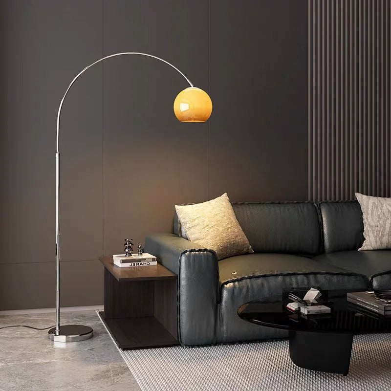 Staande boogvormige vloerlamp metaal glas diffuus licht slaapkamer woonkamer modern minimalistisch design | Sulvida