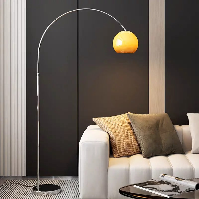 Staande boogvormige vloerlamp metaal glas diffuus licht slaapkamer woonkamer modern minimalistisch design | Sulvida