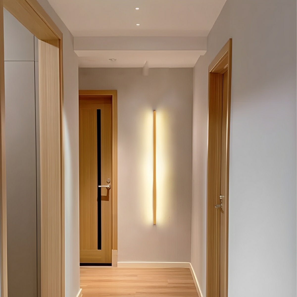 Wandlampe aus Holz mit LED und Dimmfunktion, 60 bis 180 cm, minimalistische Beleuchtung für Schlafzimmer und Wohnzimmer | Sulvida