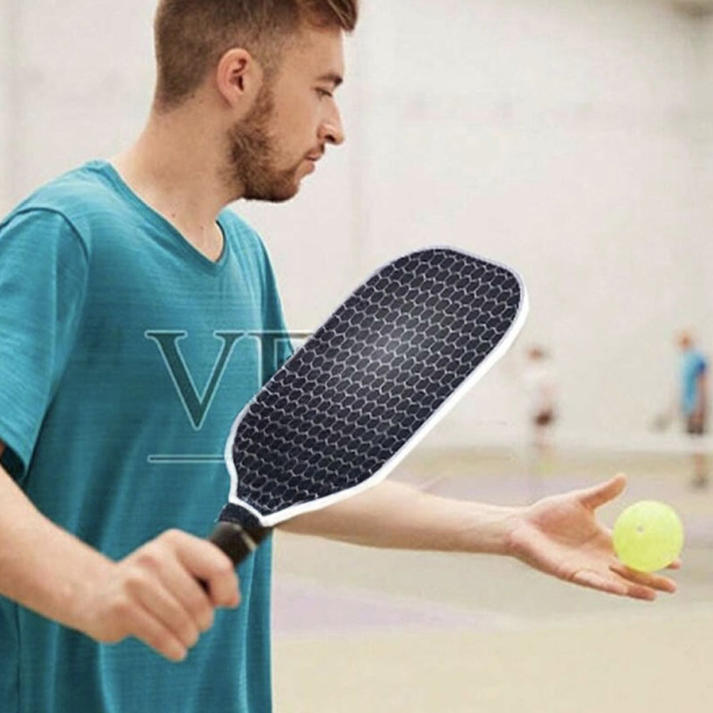 Set de raquettes de pickleball premium en fibre de carbone pour débutants et joueurs confirmés - Deux raquettes et balles incluses pour l’extérieur | Sulvida