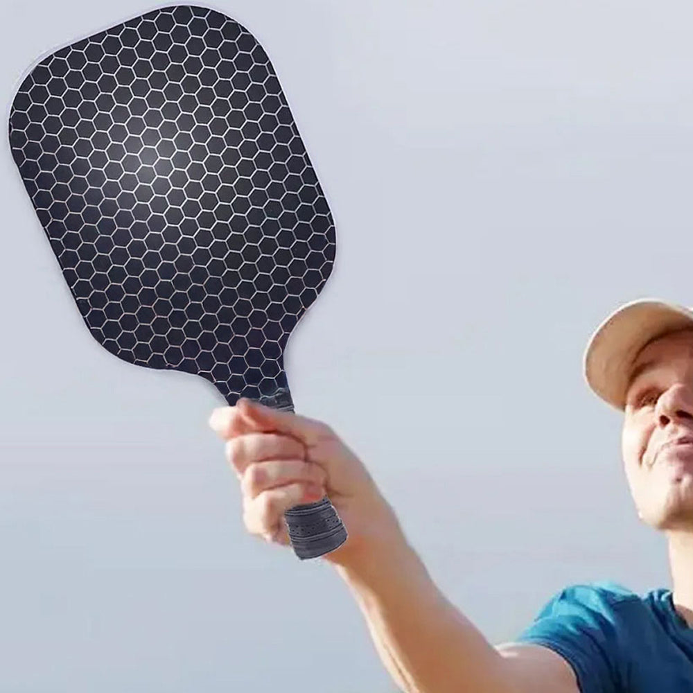 Set de raquettes de pickleball premium en fibre de carbone pour débutants et joueurs confirmés - Deux raquettes et balles incluses pour l’extérieur | Sulvida