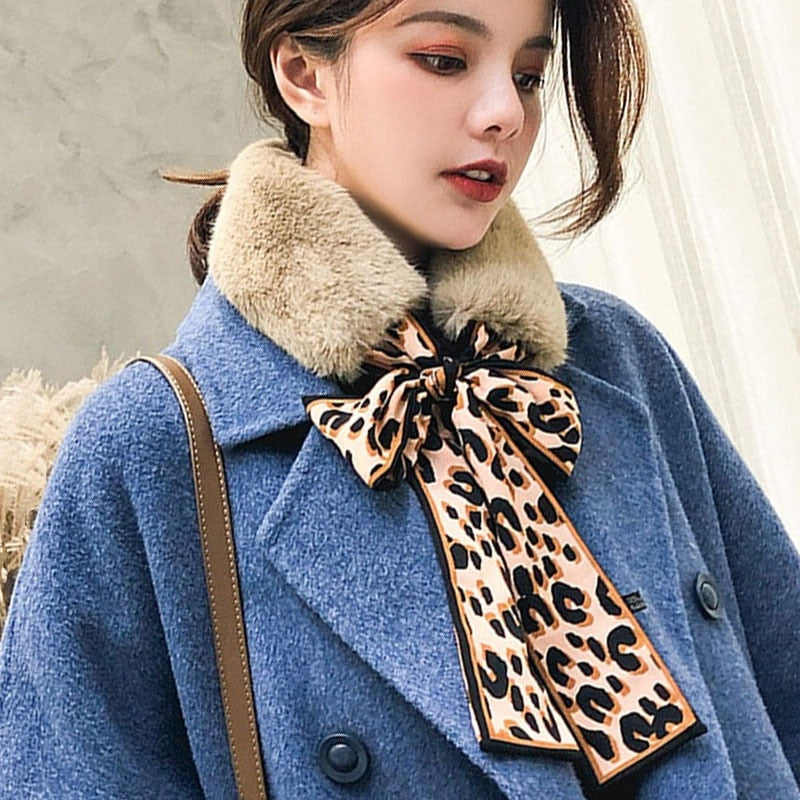 Zachte Nepbont Neksjaal met Pompons – Handgemaakt Warme Wintersjaal voor Dames Elegante Halswarmer Accessoire | Sulvida