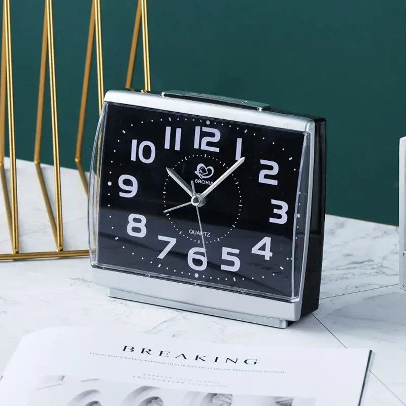 Digitale Wekker met Groot Display voor Slaapkamer Nachtlampje Functie Stille Beweging Bedtafel Alarm Klok | Sulvida