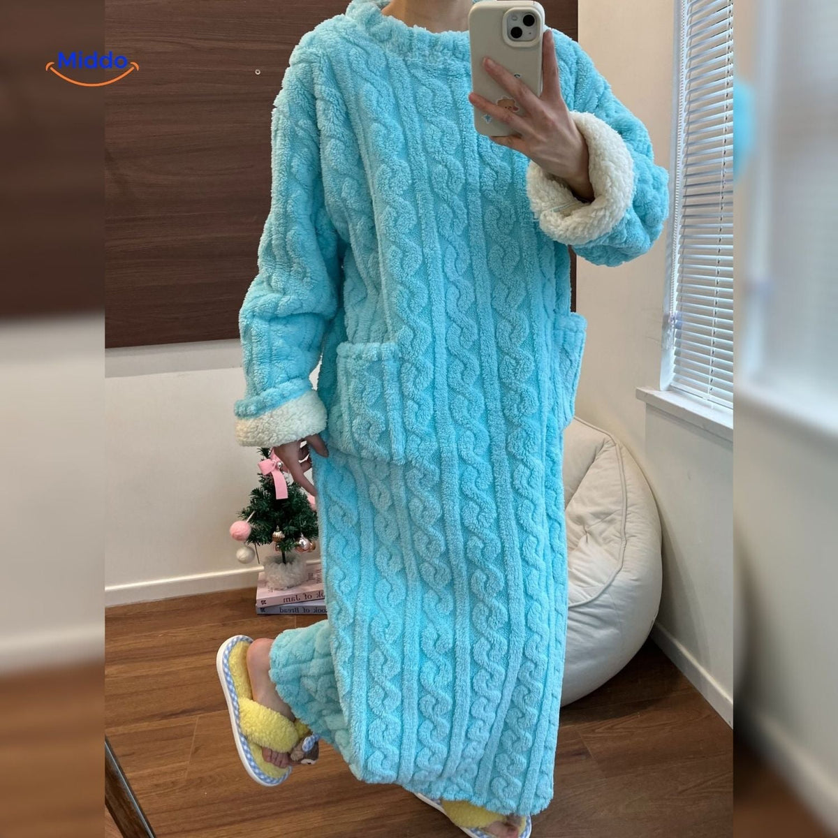 Lange Fleece Loungedeken met Zakken en Mouwen – Draagbare Deken voor Warmte Comfort Winter Relaxen Thuis | Sulvida