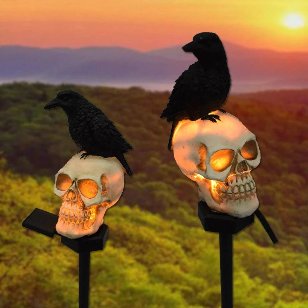 Zonne-energie Schedel LED Lamp met Raaf voor Tuin Halloween Decoratie Sfeervolle Buitenverlichting Gotisch | Sulvida