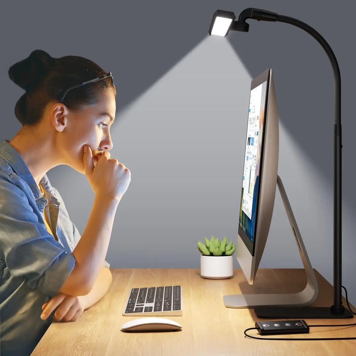Verstelbare LED-bureaulamp met flexibele arm dimfunctie en stijlvol design voor werkkamer kantoor studeerkamer | Sulvida