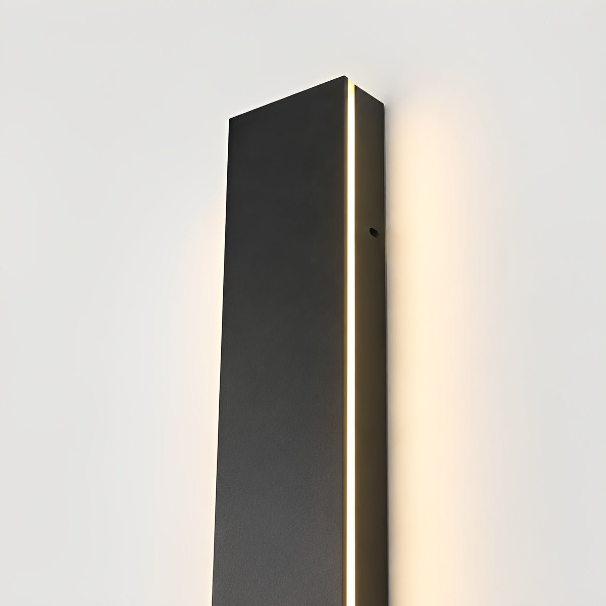 LED Buitenwandlamp Zwart Waterdicht IP65 Smal Design Modern Tuinverlichting Energiezuinig 485 Lumen Gevel | Sulvida