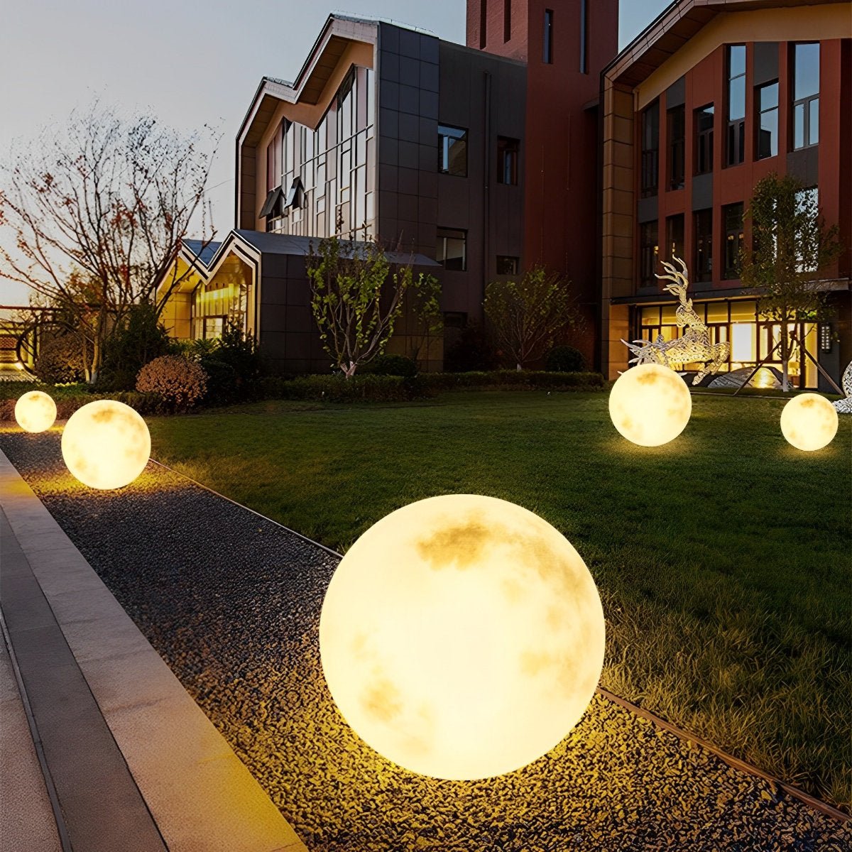 Decoratieve Maanlamp Tuinverlichting op Zonne-Energie met Afstandsbediening Waterdicht IP67 voor Tuin en Balkon | Sulvida