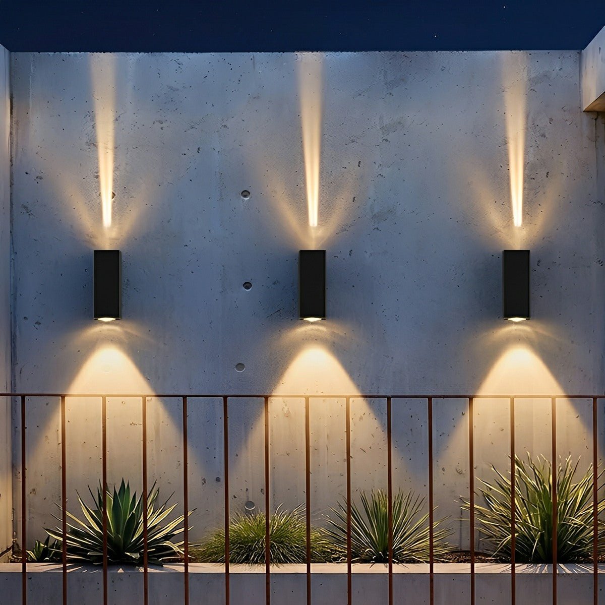 LED Buitenwandlamp Up Down Tweezijdig Aluminium Waterdicht IP65 Gevel Trap Poort Tuin Verlichting Modern | Sulvida