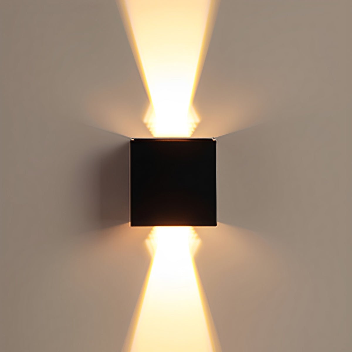 LED Wandlamp Buiten Waterdicht Zwart Wit op Zonne-Energie voor Tuin Veranda Entree Gevel IP65 Buitenverlichting | Sulvida
