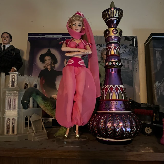Decoratieve Glazen Fles Paars Spiegelglas Geïnspireerd op Klassieke TV-serie Woonkamer Tafel Decoratie | Sulvida
