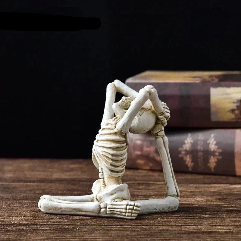 Decoratief Yogaskelet Beeldje Hars Meditatie Sculptuur Zwart Wit Woonaccessoire Schedeldecoratie Interieur | Sulvida